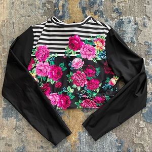 Torrid Cropped Rash guard